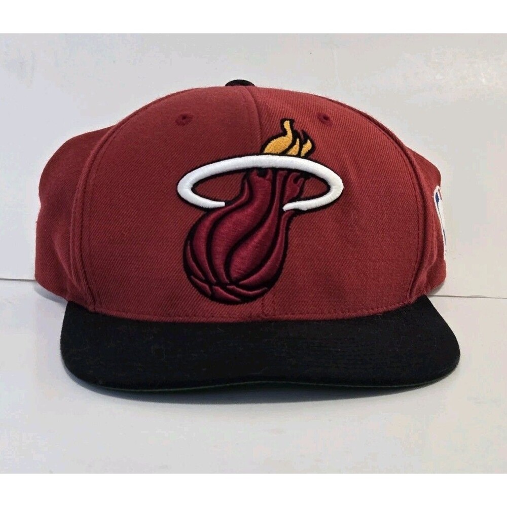 Mitchell & Ness Hat Mens Hardwood Classic Miami Heat Snapback